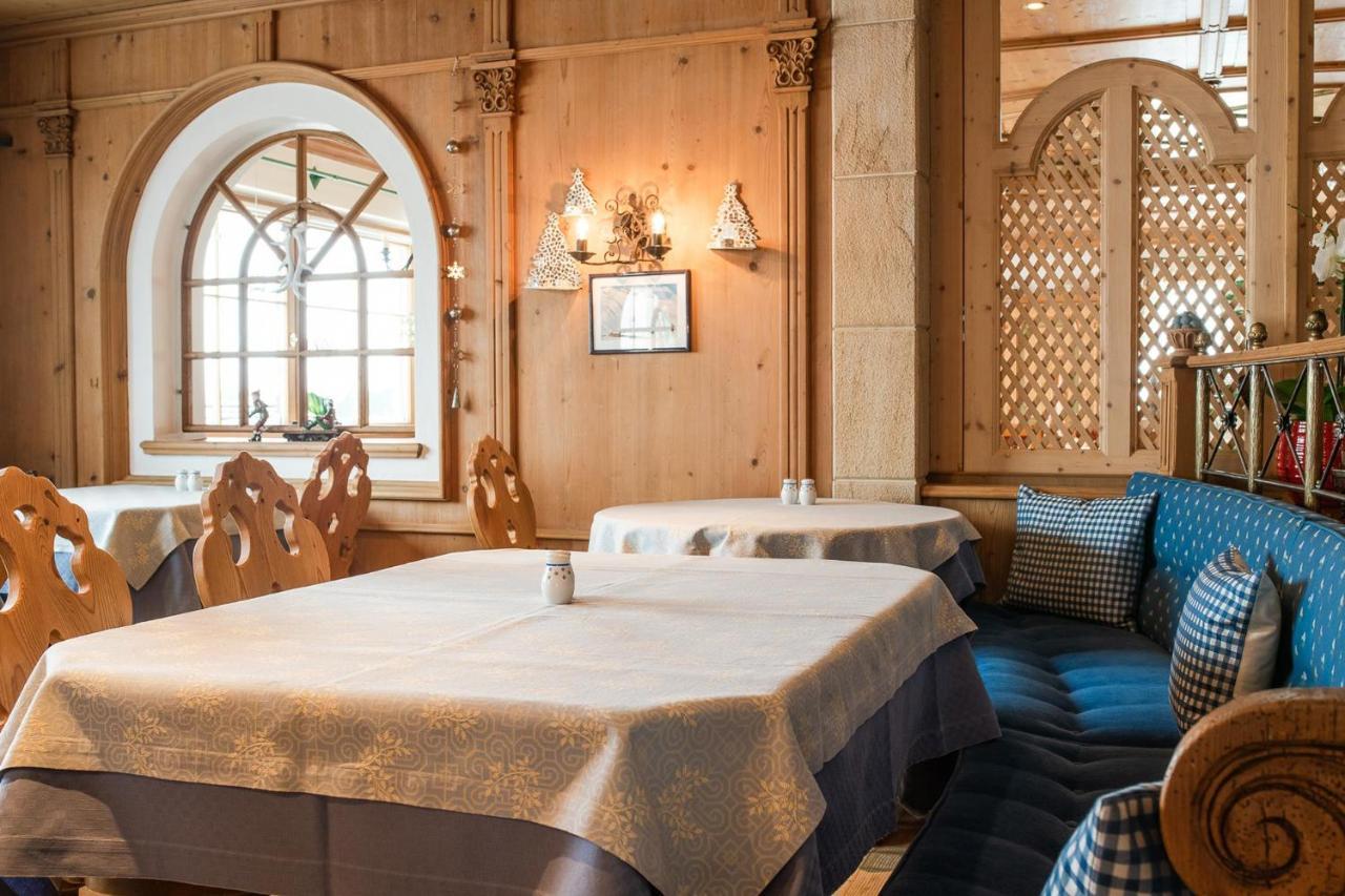 Bed & Breakfast Hotel Guggis Zuers Екстер'єр фото