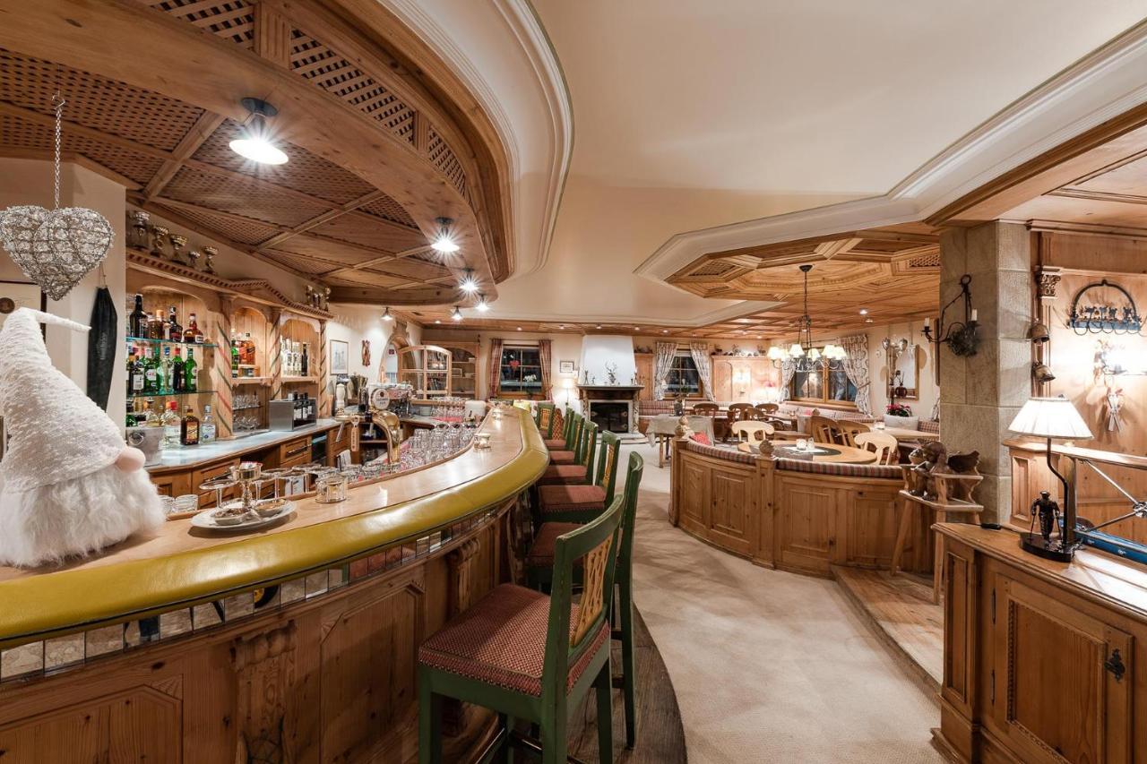 Bed & Breakfast Hotel Guggis Zuers Екстер'єр фото