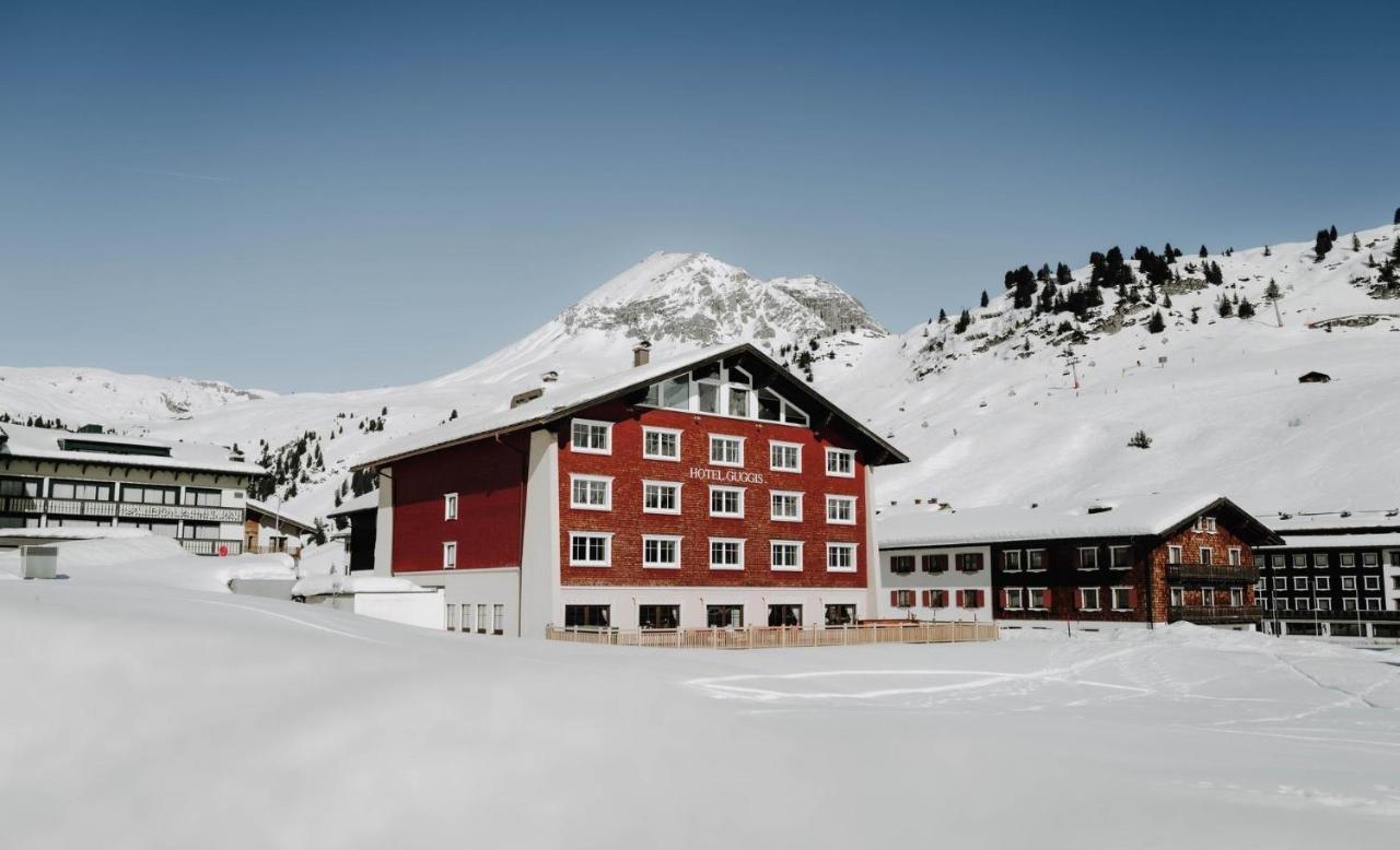 Bed & Breakfast Hotel Guggis Zuers Екстер'єр фото